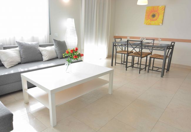 Apartment in Salou - AQQUARIA 3DA13