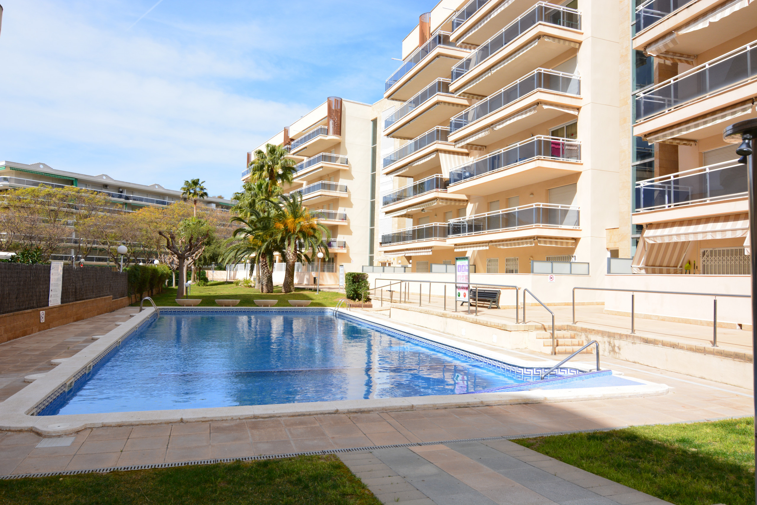 Appartements A Salou Penthouse Avec Terrasse Et Piscine à Ventura